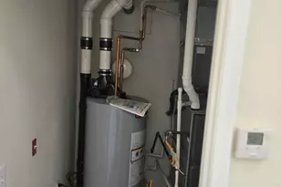 808 E Preston Street E, Baltimore, MD 21202 - Photo 18