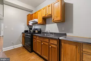 2609 Keyworth Ave, Baltimore, MD 21215 - Photo 8