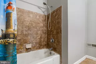 2609 Keyworth Ave, Baltimore, MD 21215 - Photo 22