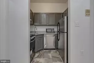 1113 N Calvert St, Baltimore, MD 21202 - Photo 8