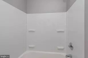 2118 E Hoffman St, Baltimore, MD 21213 - Photo 12