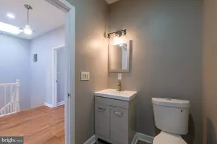 3410 W Franklin St, Baltimore, MD 21229 - Photo 18