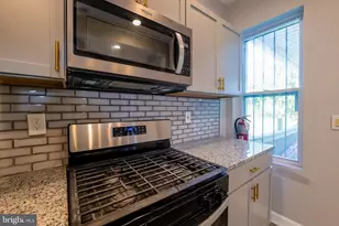 3410 W Franklin St, Baltimore, MD 21229 - Photo 8