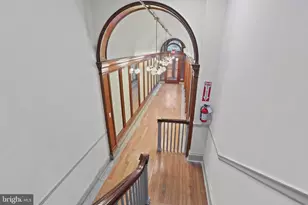 812 Park Ave, Baltimore, MD 21201 - Photo 2