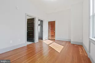 812 Park Ave, Baltimore, MD 21201 - Photo 12