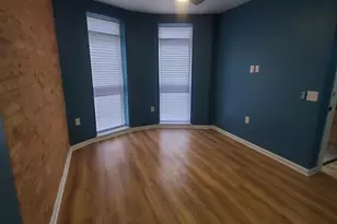 2720 Auchentoroly Terrace, Baltimore, MD 21217 - Photo 4