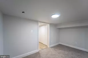 304 S Augusta Ave, Baltimore, MD 21229 - Photo 30