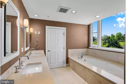 801 Key Highway #P-64, Baltimore, MD 21230 - Photo 24