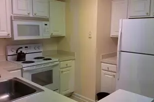 23 Pierside Dr, Baltimore, MD 21230 - Photo 12