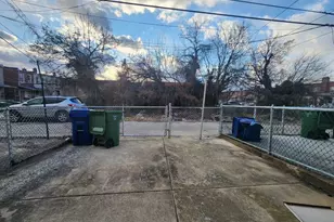 1018 N Bentalou St, Baltimore, MD 21216 - Photo 30