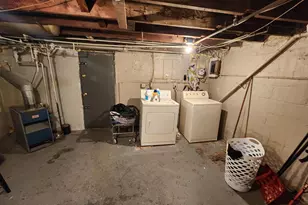 1351 Cambria St, Baltimore, MD 21225 - Photo 12