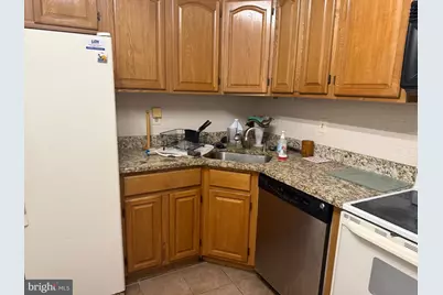 3737 Clarks Lane #300, Baltimore, MD 21215 - Photo 18