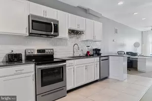 2538 E Eager St, Baltimore, MD 21205 - Photo 6