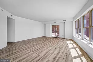 960 Fell St, Baltimore, MD 21231 - Photo 8