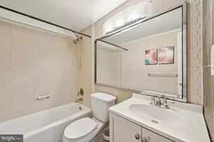 3601 Clarks Ln, Baltimore, MD 21215 - Photo 20