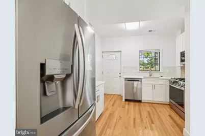 2030 E Lafayette Avenue, Baltimore, MD 21213 - Photo 10