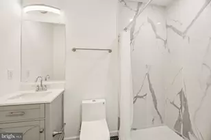 2030 E Lafayette Ave, Baltimore, MD 21213 - Photo 18