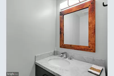 10 E Lee Street #2405, Baltimore, MD 21202 - Photo 24