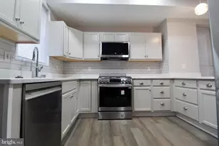 434 E 28th St, Baltimore, MD 21218 - Photo 10