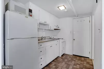 3001 N Calvert Street, Baltimore, MD 21218 - Photo 8