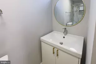 6203 Hopeton Ave, Baltimore, MD 21215 - Photo 10