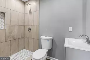 1809 W Lombard St, Baltimore, MD 21223 - Photo 24