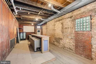 1001 S Carey St, Baltimore, MD 21223 - Photo 46