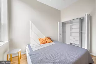 1011 Hunter St, Baltimore, MD 21202 - Photo 14