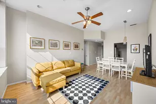 1011 Hunter St, Baltimore, MD 21202 - Photo 4