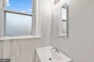427 Gwynn Ave, Baltimore, MD 21229 - Photo 18
