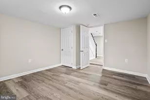 2328 E Hoffman St, Baltimore, MD 21213 - Photo 26