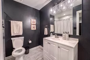 10 E Lee St, Baltimore, MD 21202 - Photo 12