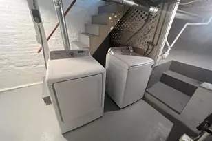 516 S Highland Ave S, Baltimore, MD 21224 - Photo 12