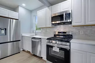 3643 Coolidge Ave, Baltimore, MD 21229 - Photo 16