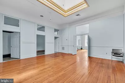 518 N Charles Street, Baltimore, MD 21201 - Photo 32