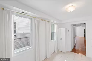 1822 E Lombard St, Baltimore, MD 21231 - Photo 14