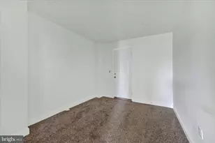 2400 W Lafayette Ave, Baltimore, MD 21216 - Photo 22