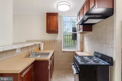 2400 Druid Hill Avenue, Baltimore, MD 21217 - Photo 10