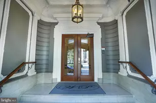 700 Washington Pl, Baltimore, MD 21201 - Photo 6