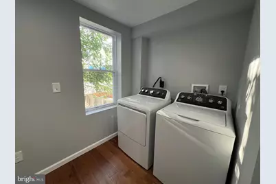 220 Montford Avenue N, Baltimore, MD 21224 - Photo 10