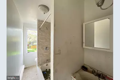 2424 Wilkens Avenue, Baltimore, MD 21223 - Photo 16