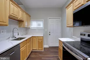 2321 Barclay St, Baltimore, MD 21218 - Photo 10