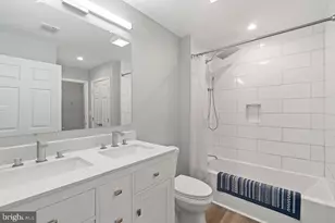 23 Pierside Dr, Baltimore, MD 21230 - Photo 4