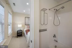 608 S Glover St, Baltimore, MD 21224 - Photo 26