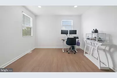 1221 E Oliver Street, Baltimore, MD 21202 - Photo 14