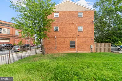 1221 E Oliver Street, Baltimore, MD 21202 - Photo 22