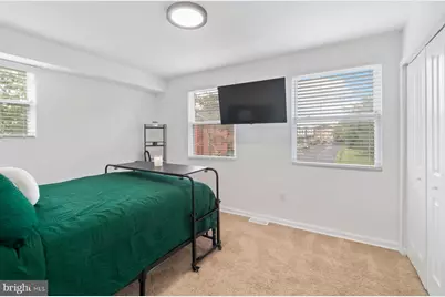 1221 E Oliver Street, Baltimore, MD 21202 - Photo 12