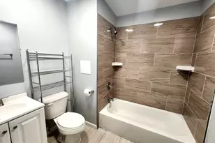 352 E University Pkwy, Baltimore, MD 21218 - Photo 10