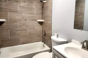 352 E University Pkwy, Baltimore, MD 21218 - Photo 12