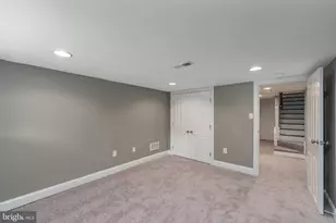 802 S Highland Ave, Baltimore, MD 21224 - Photo 30